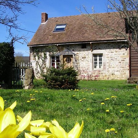 Le Trot'In Chair Bed and Breakfast Martigny-le-Comte Esterno foto