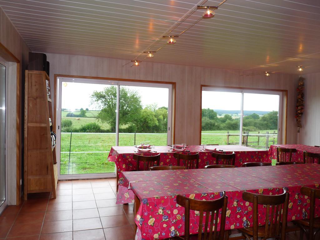 Le Trot'In Chair Bed and Breakfast Martigny-le-Comte Esterno foto
