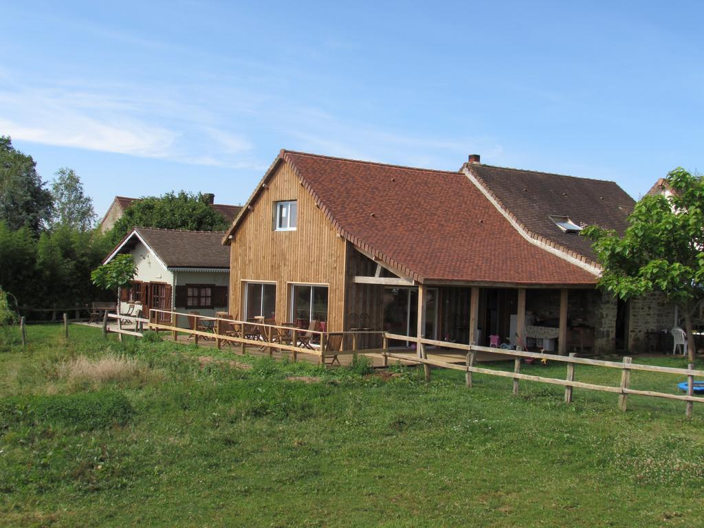 Le Trot'In Chair Bed and Breakfast Martigny-le-Comte Esterno foto