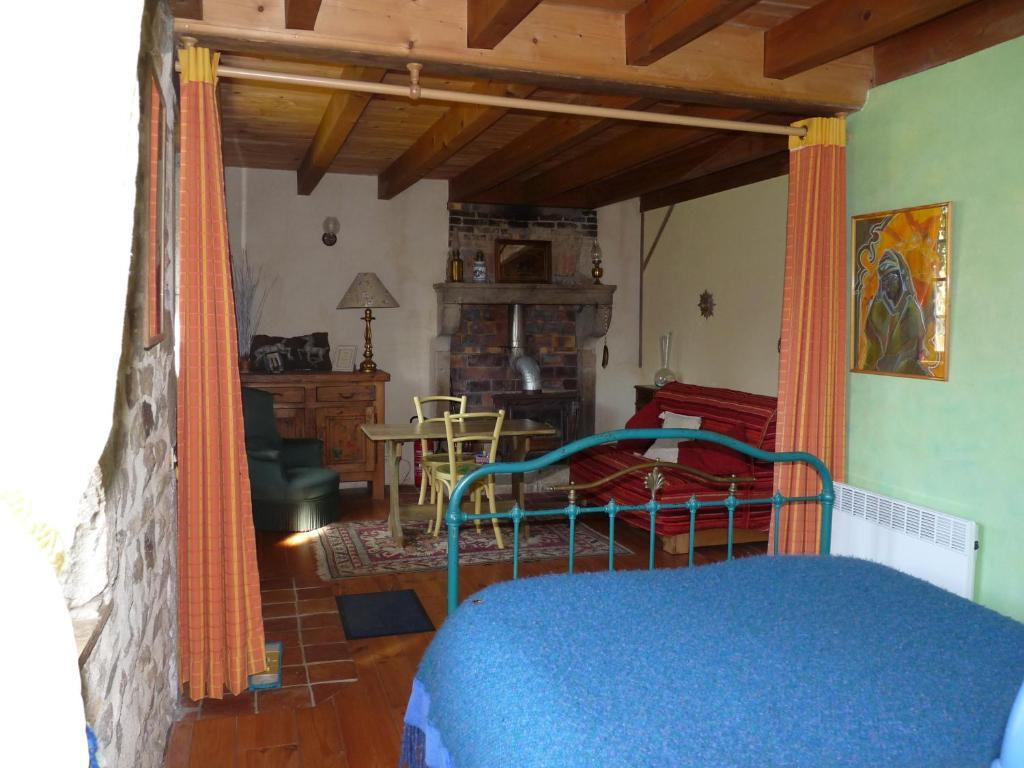 Le Trot'In Chair Bed and Breakfast Martigny-le-Comte Camera foto
