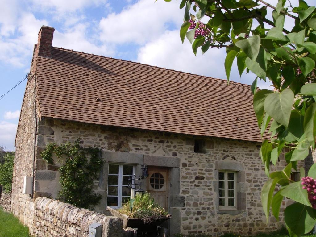 Le Trot'In Chair Bed and Breakfast Martigny-le-Comte Esterno foto