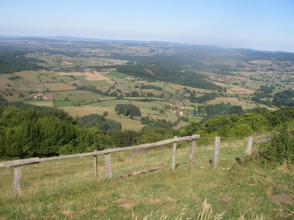 Le Trot'In Chair Bed and Breakfast Martigny-le-Comte Esterno foto