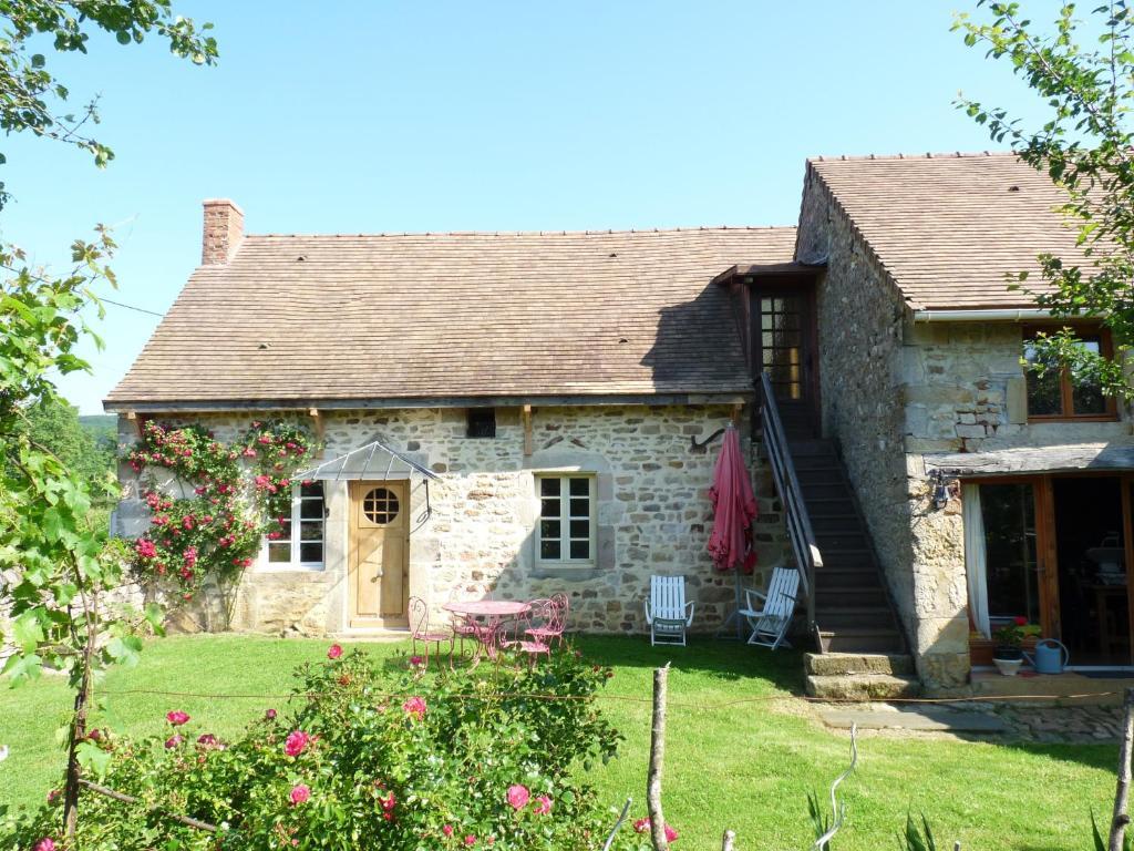 Le Trot'In Chair Bed and Breakfast Martigny-le-Comte Esterno foto